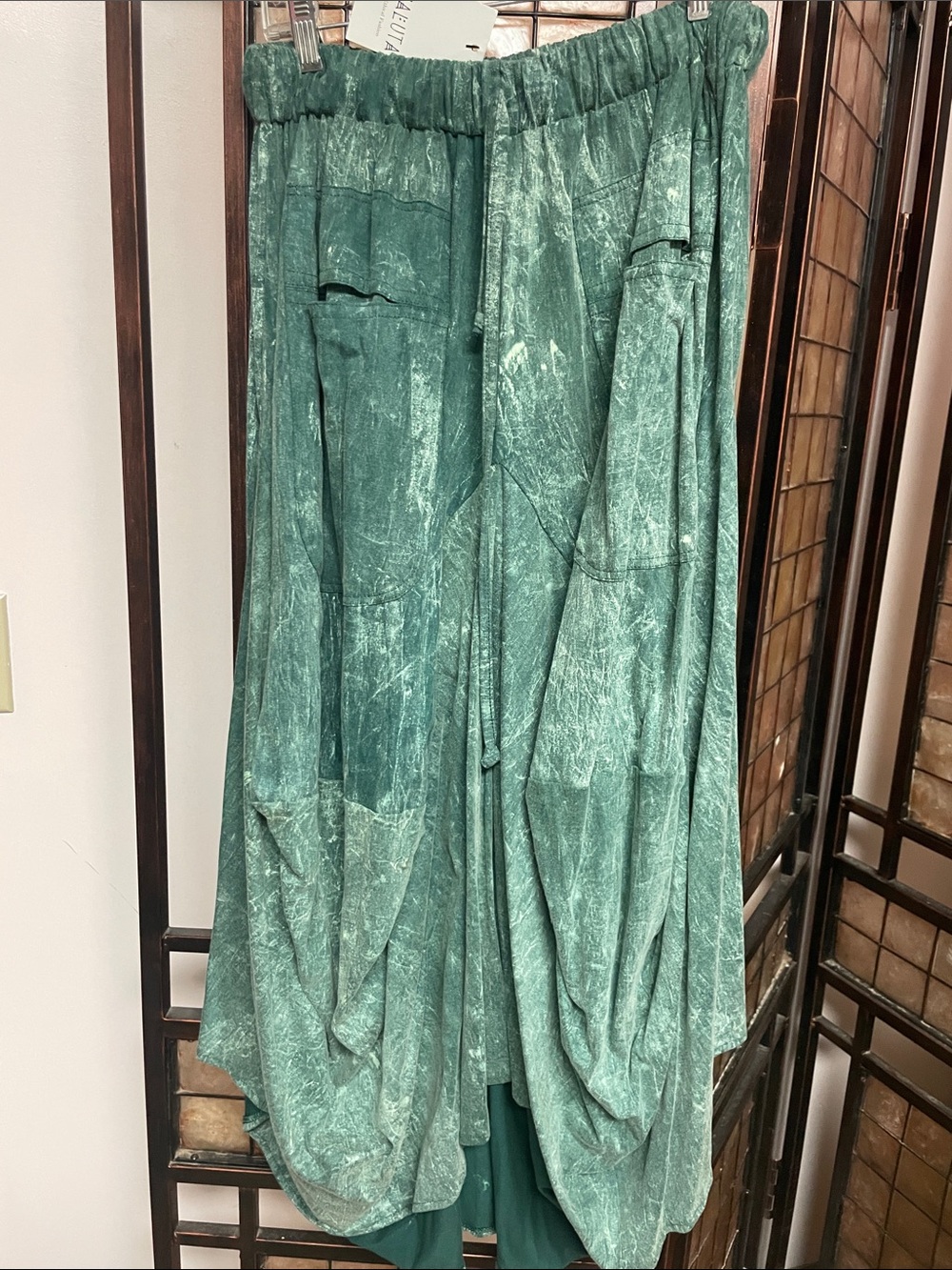 Thaluta Emerald Green Maxi Skirt with Draped Panels
